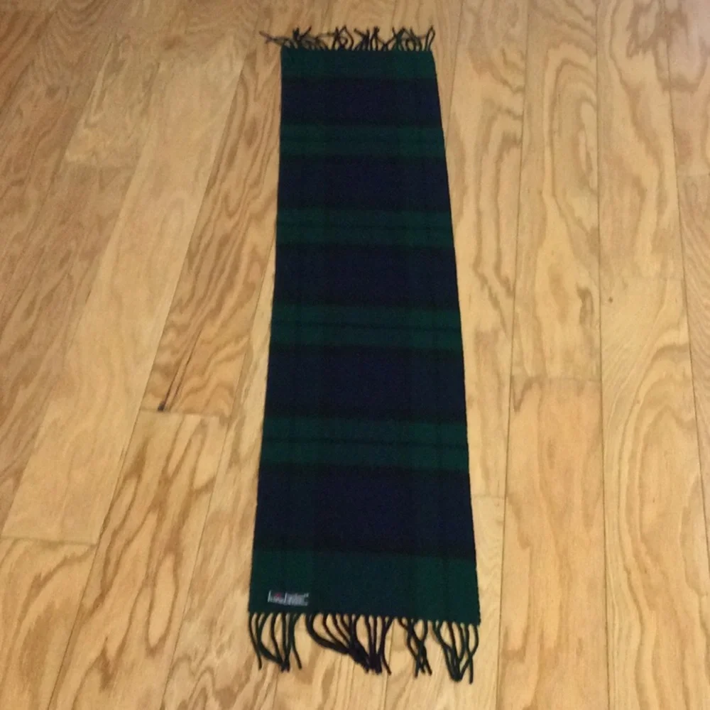 V. FRASS German plaid scarf